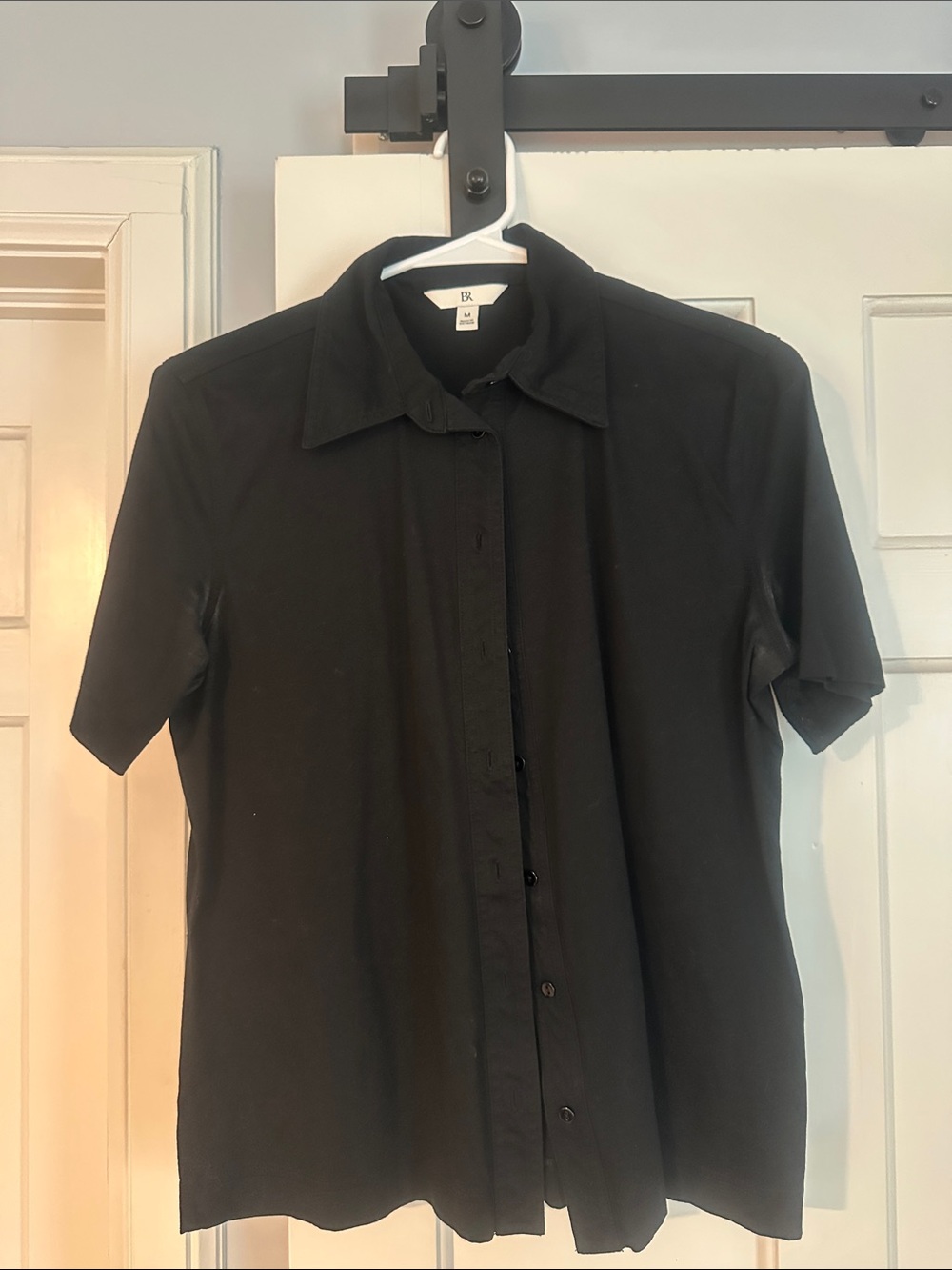 Banana Republic Black Short-Sleeve Button-Up Shirt